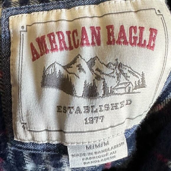 American Eagle Outfitters Flap Pocket Casual Plaid Button Down M - Picture 5 of 6